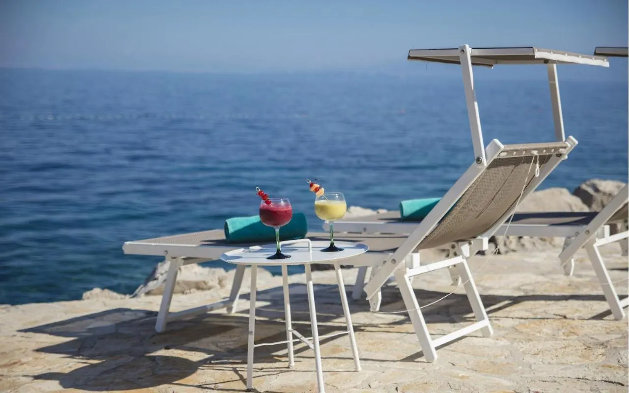 Jelena B4 Aparthotel Veli Losinj
