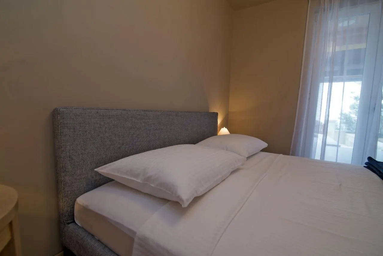 Jelena B4 Aparthotel Veli Lošinj Kroatien