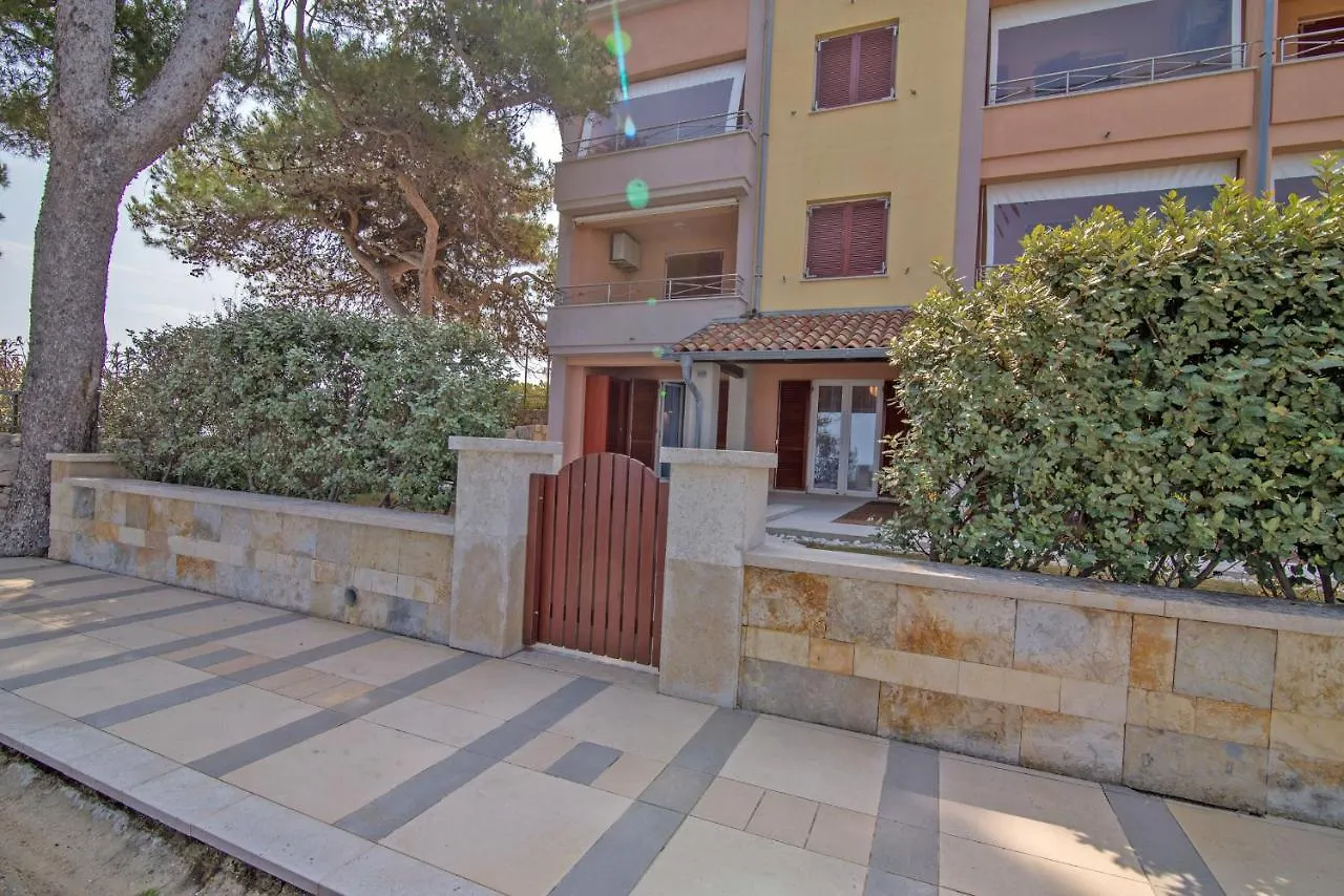 Jelena B4 Aparthotel Veli Lošinj
